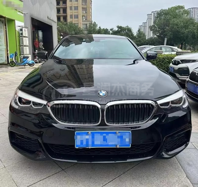 綿陽(yáng)寶馬5系轎車出租